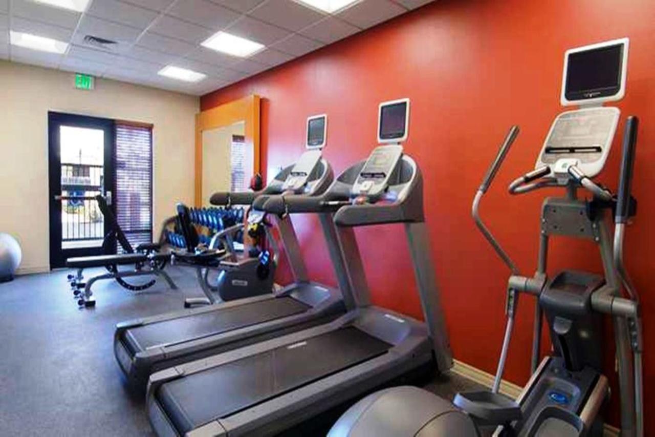 Hilton Garden Inn Sacramento אלק גרוב מראה חיצוני תמונה