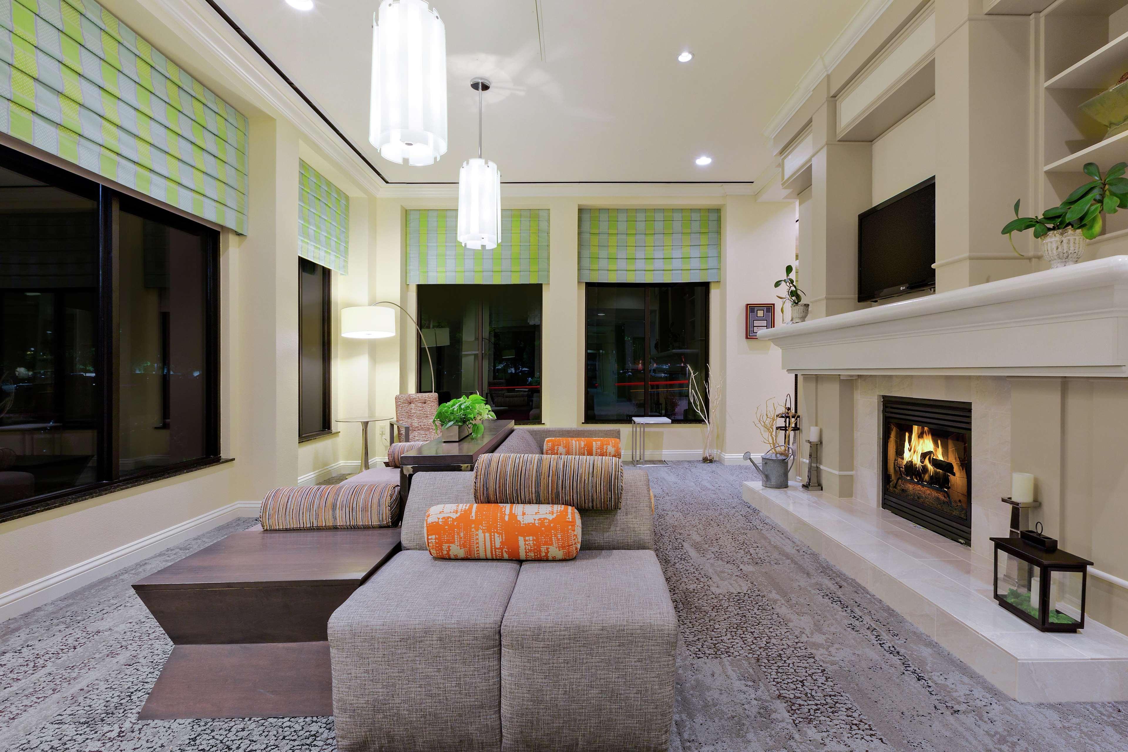 Hilton Garden Inn Sacramento אלק גרוב מראה חיצוני תמונה