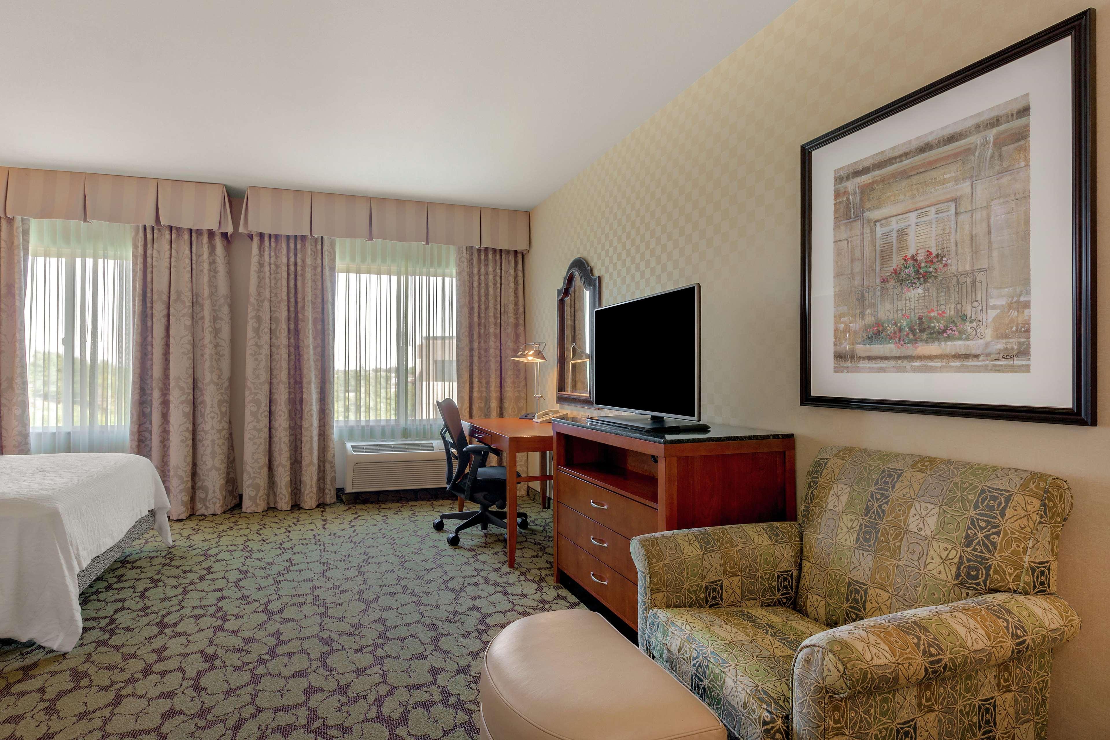 Hilton Garden Inn Sacramento אלק גרוב מראה חיצוני תמונה