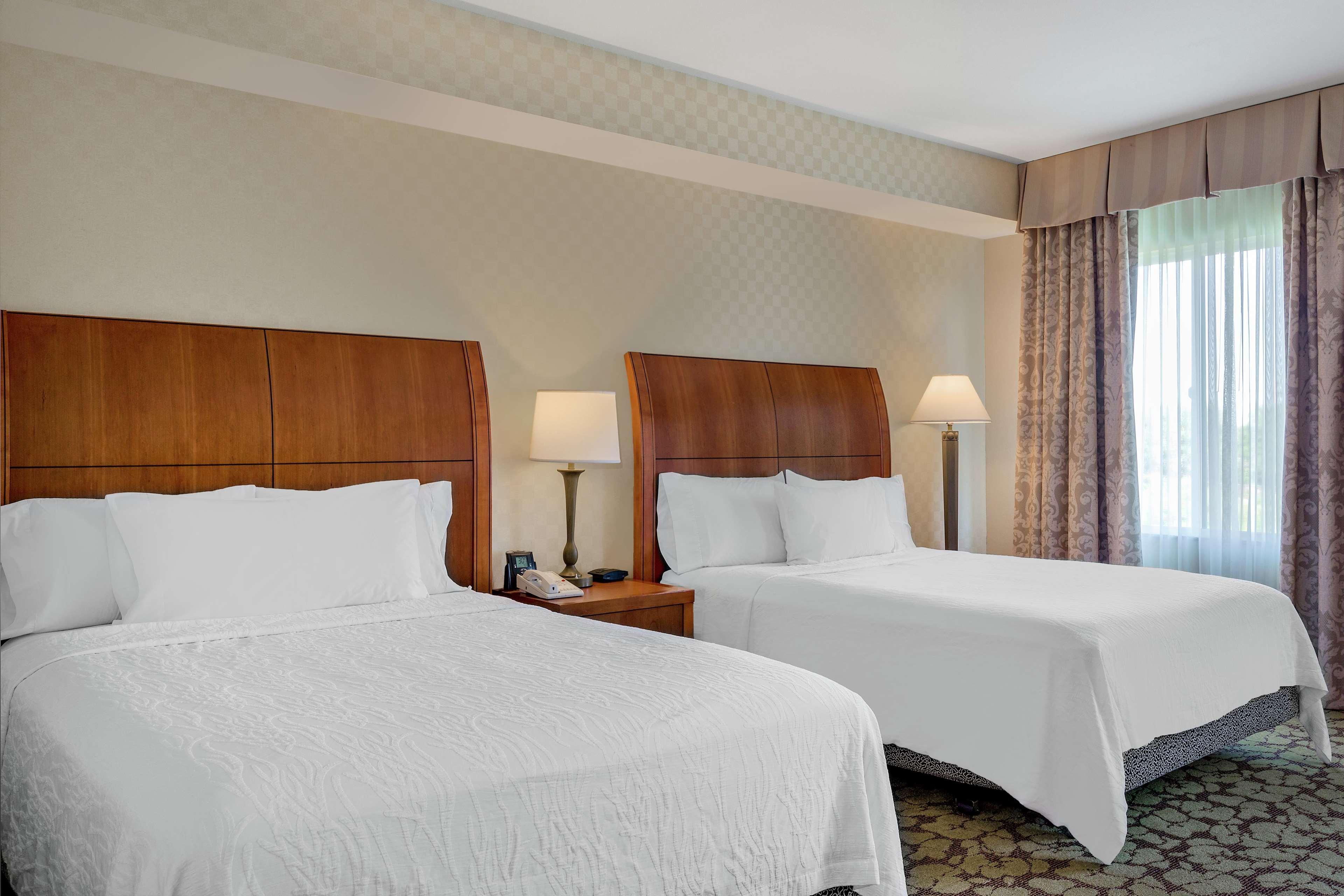 Hilton Garden Inn Sacramento אלק גרוב מראה חיצוני תמונה
