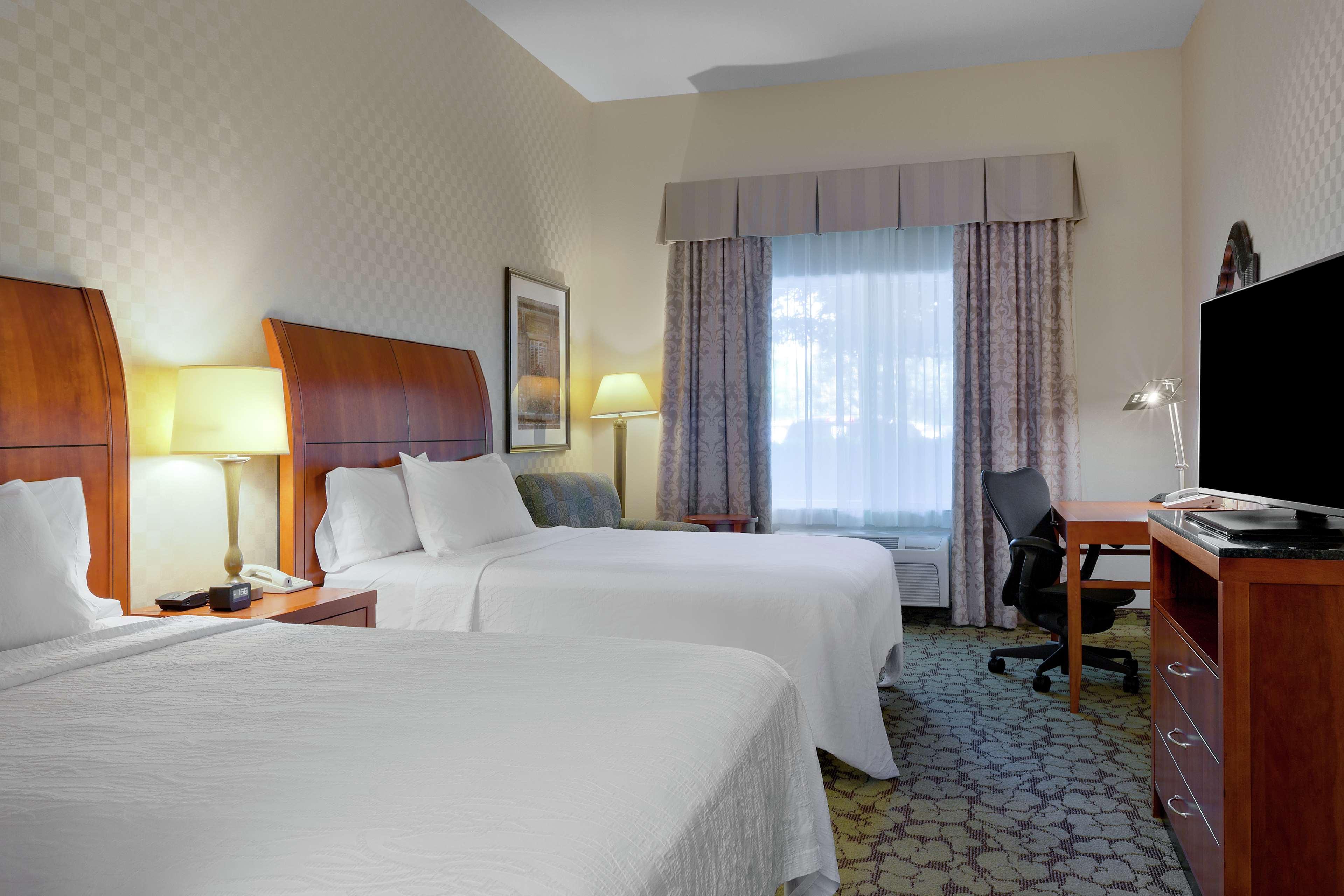 Hilton Garden Inn Sacramento אלק גרוב מראה חיצוני תמונה