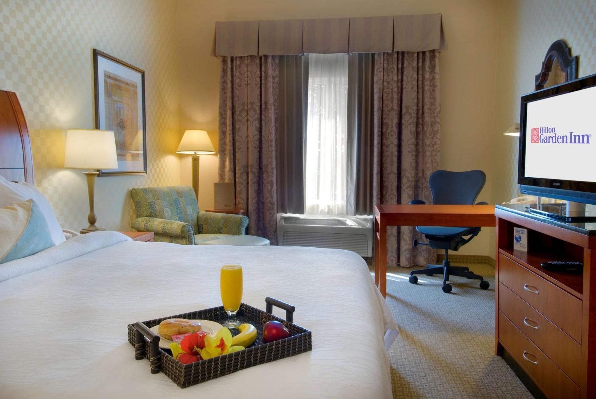 Hilton Garden Inn Sacramento אלק גרוב מראה חיצוני תמונה