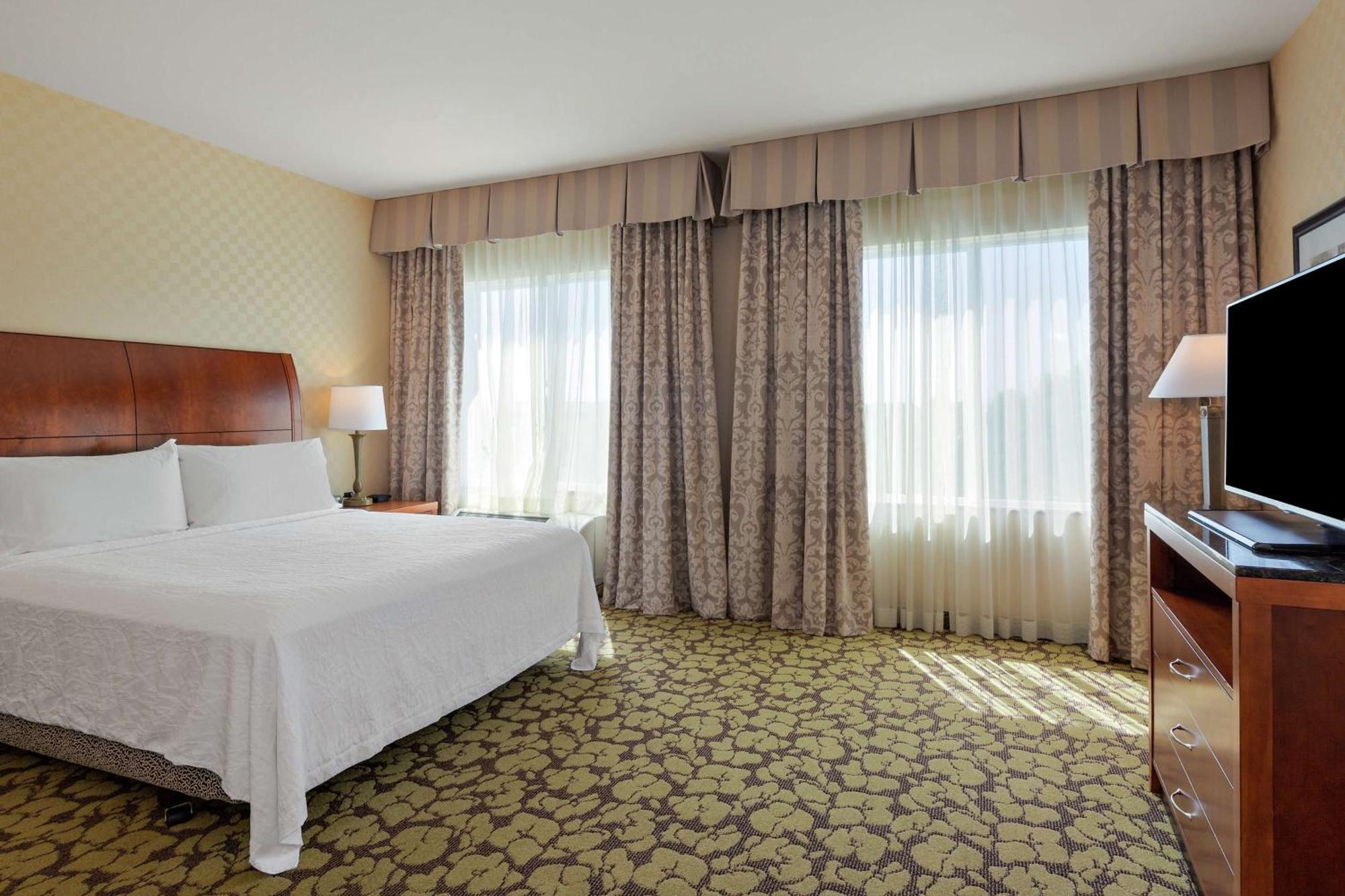 Hilton Garden Inn Sacramento אלק גרוב מראה חיצוני תמונה